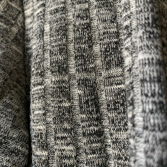 Dynamite Gray Long Open-Front Women's Cardigan - Picture 4 of 7